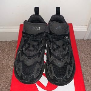 Children’s Nike Air Max sneakers-SOLD